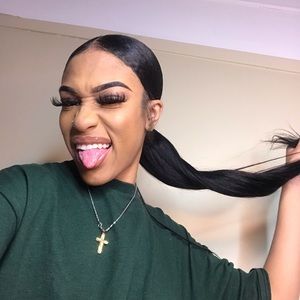 Meet your Posher, Tiye